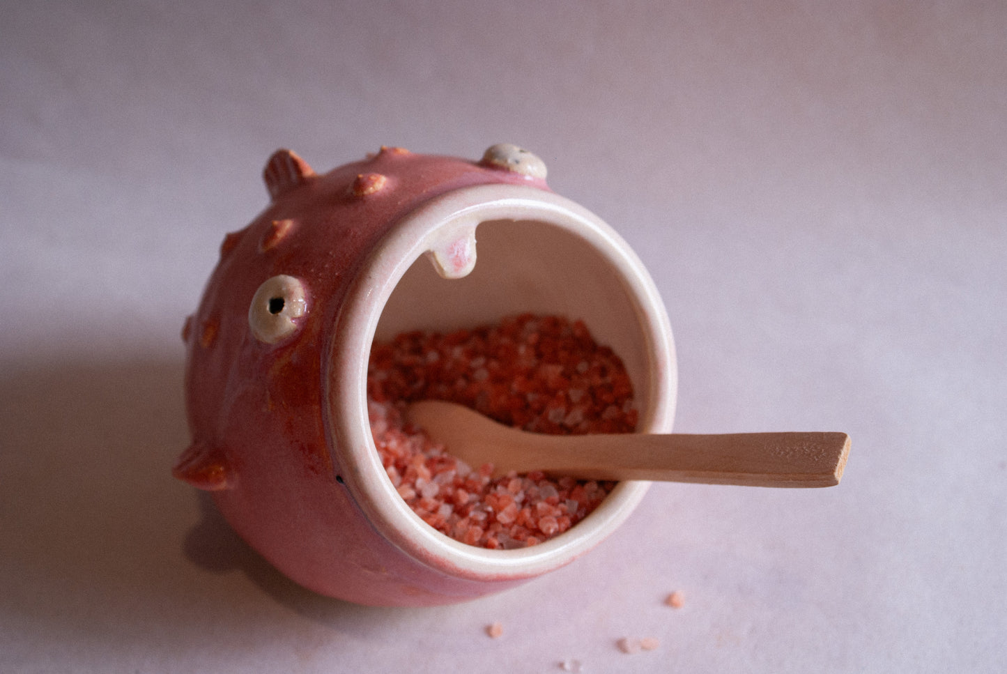 Pufferfish Saltpot with spoon (pink)