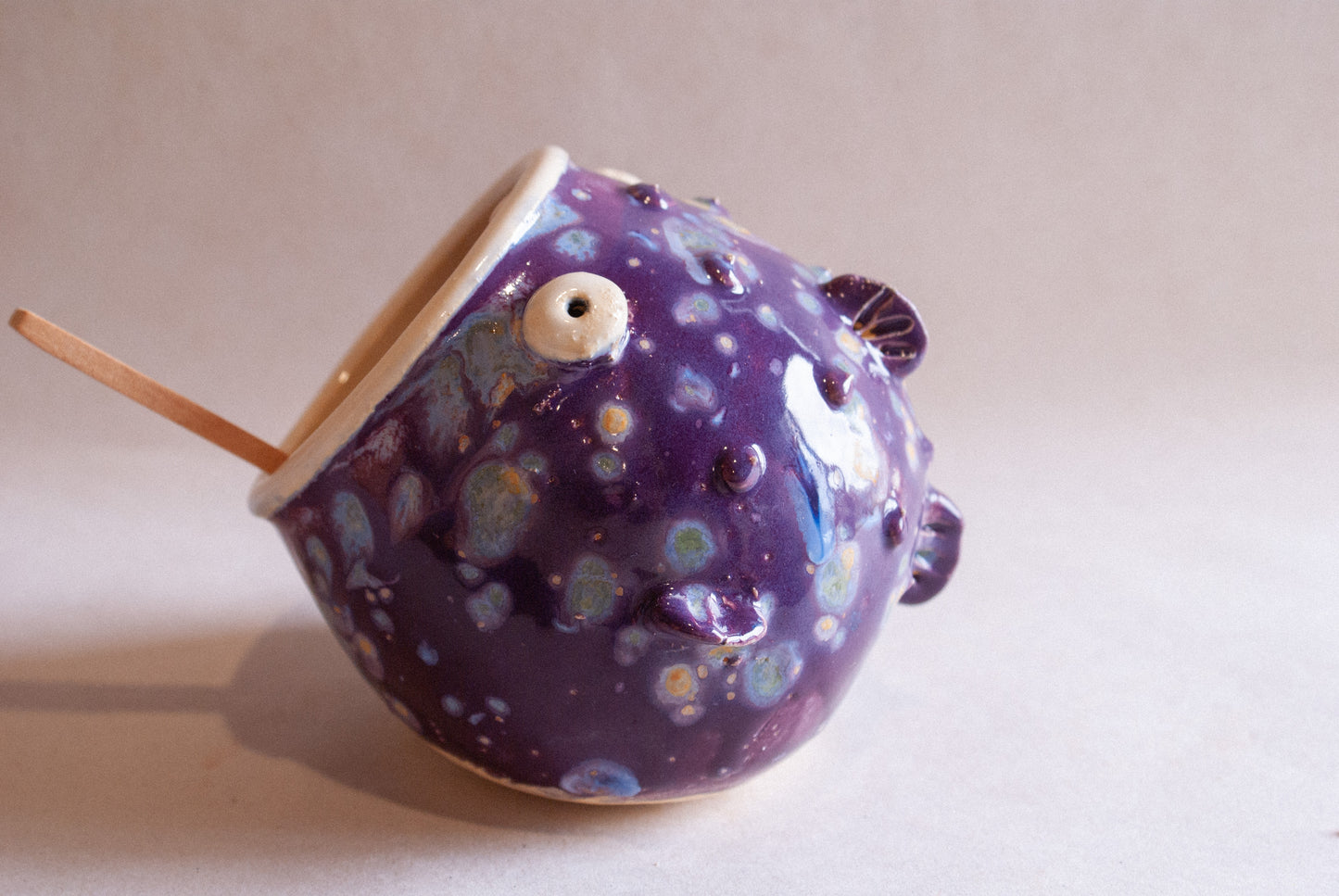 Pufferfish Saltpot with spoon (purple galaxy)